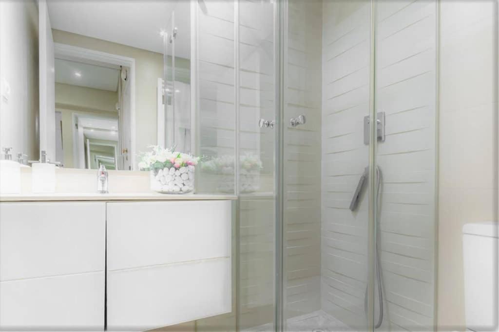 Inloveapartments - City Center With Charm Lisbona Esterno foto